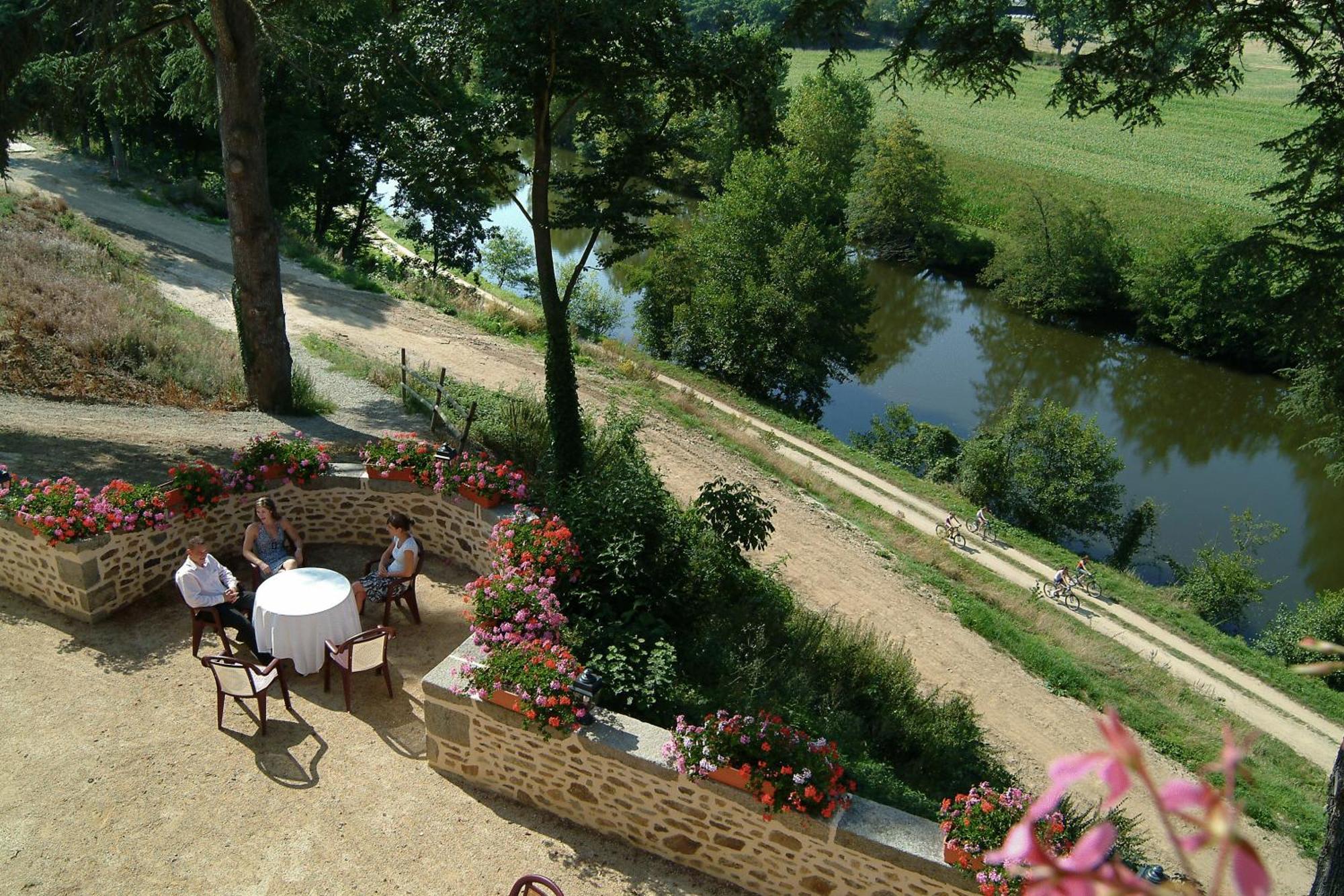 Logis La Marjolaine Hotel Moulay Eksteriør billede